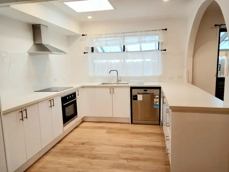 Second view of Homely house listing, 7 Glamis Place, Melton West VIC 3337