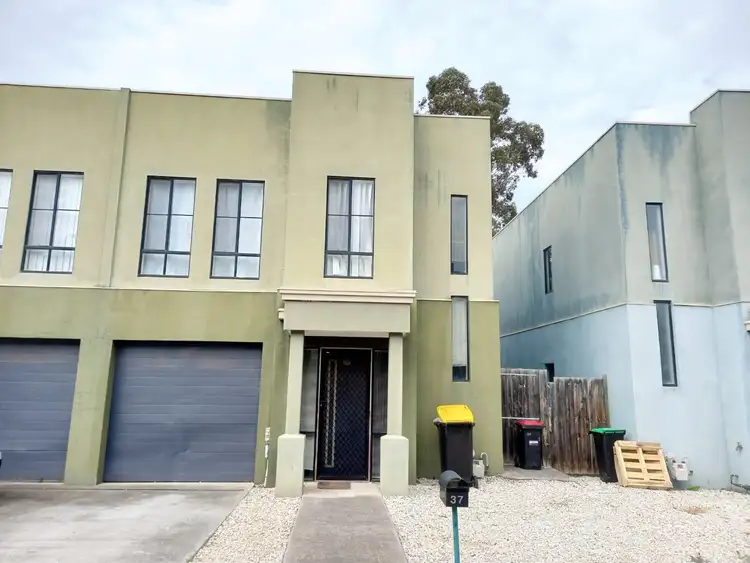37/62 Andrew Street, Melton South VIC 3338