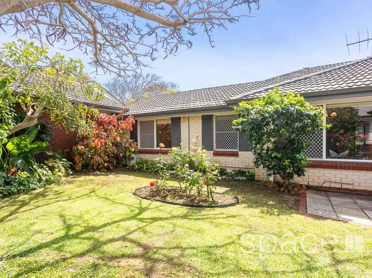 2/4a Watkins Place, Dalkeith WA 6009
