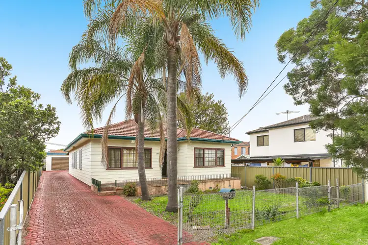 20 Dunlop Street, Roselands NSW 2196