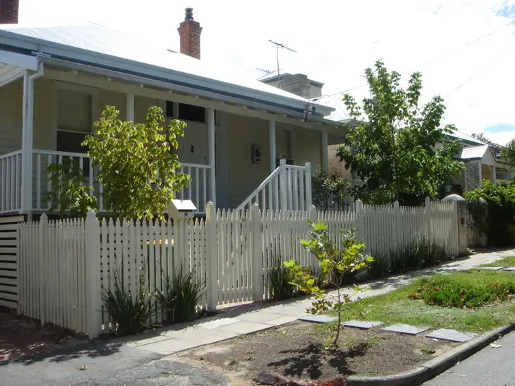 16 Charles Street, South Fremantle WA 6162
