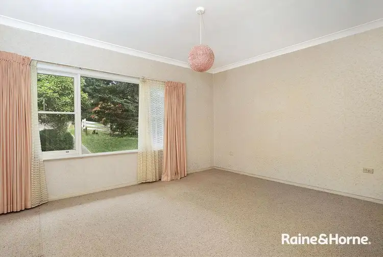 Fifth view of Homely house listing, 4 Soma Avenue, Bowral NSW 2576