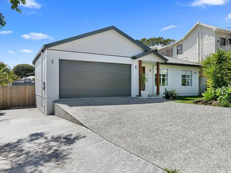 27 PARRAMATTA STREET, Manly QLD 4179
