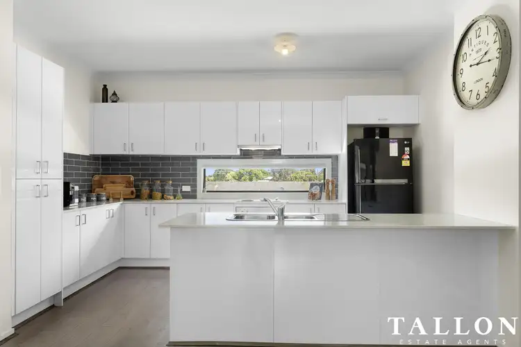 21/10 Queen Street, Hastings VIC 3915