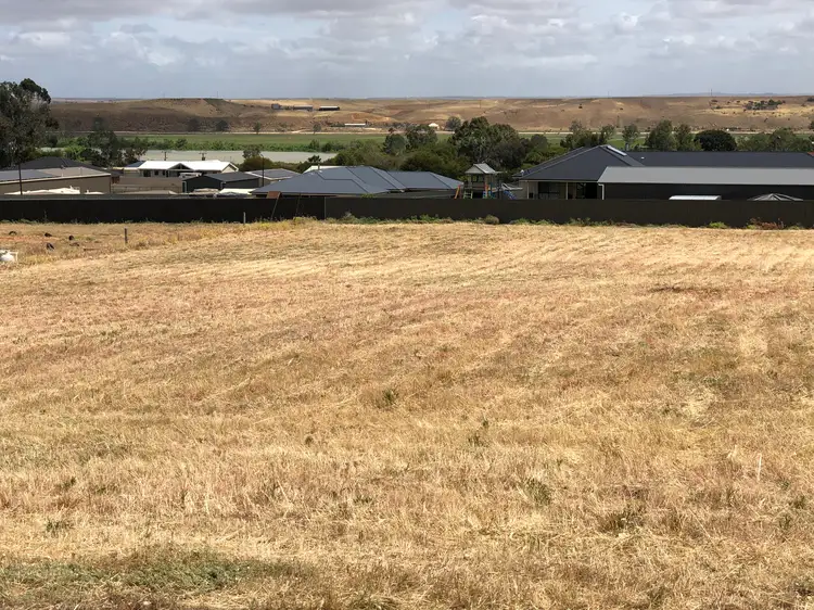 2 McLaren Close, Murray Bridge SA 5253