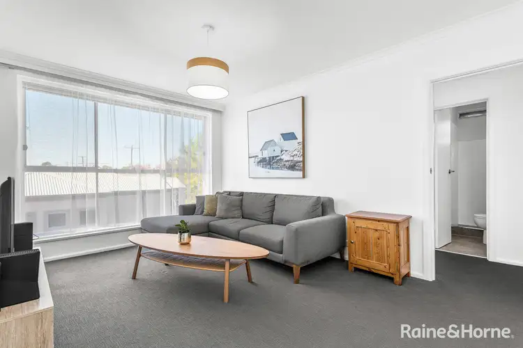 11/90 Roberts Street, West Footscray VIC 3012