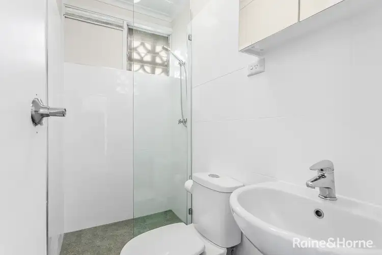 Fifth view of Homely unit listing, 11/90 Roberts Street, West Footscray VIC 3012