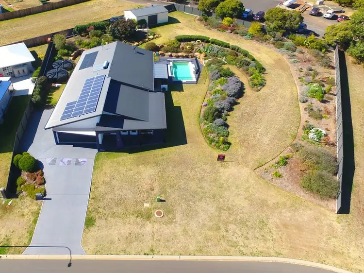 64 WEBSTER STREET, Kingaroy QLD 4610
