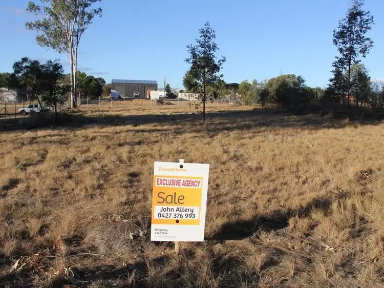 1 Fleming Street, Nanango QLD 4615
