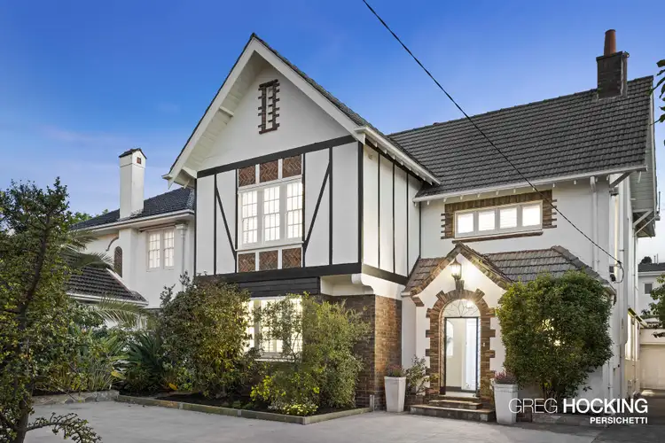 17 Balaclava Road, St Kilda East VIC 3183