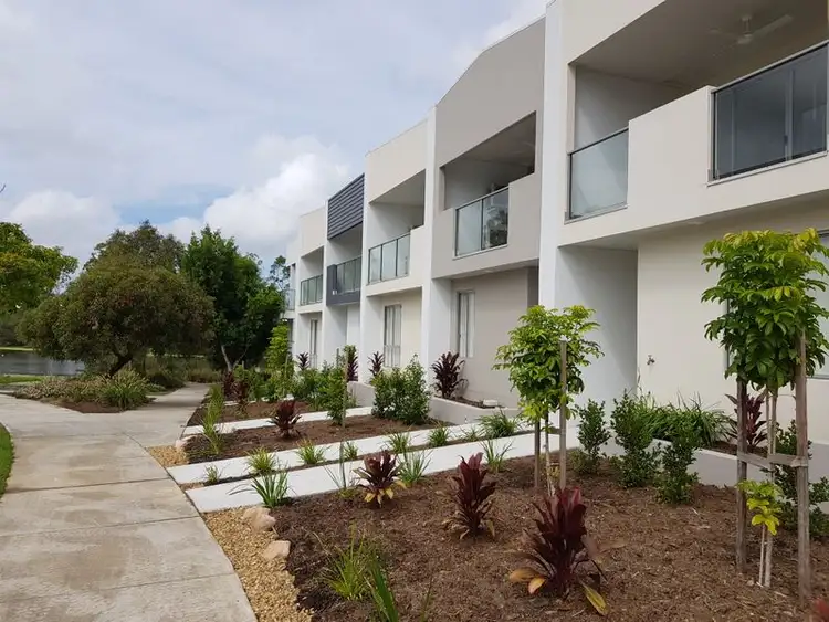 84B The Promenade