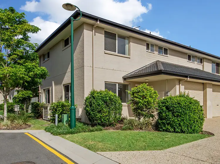 71-72 Goodfellows Road