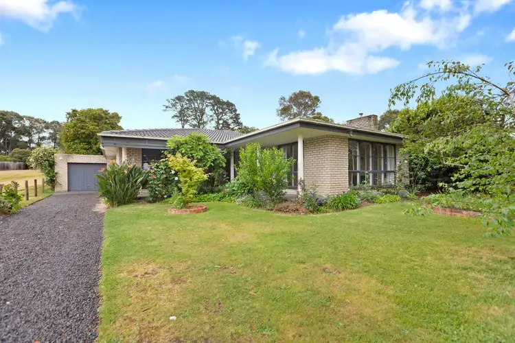 50 The Trossachs, Frankston VIC 3199