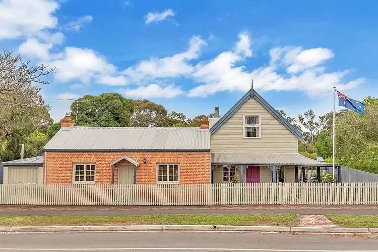 5 St Peters Terrace, Willunga SA 5172
