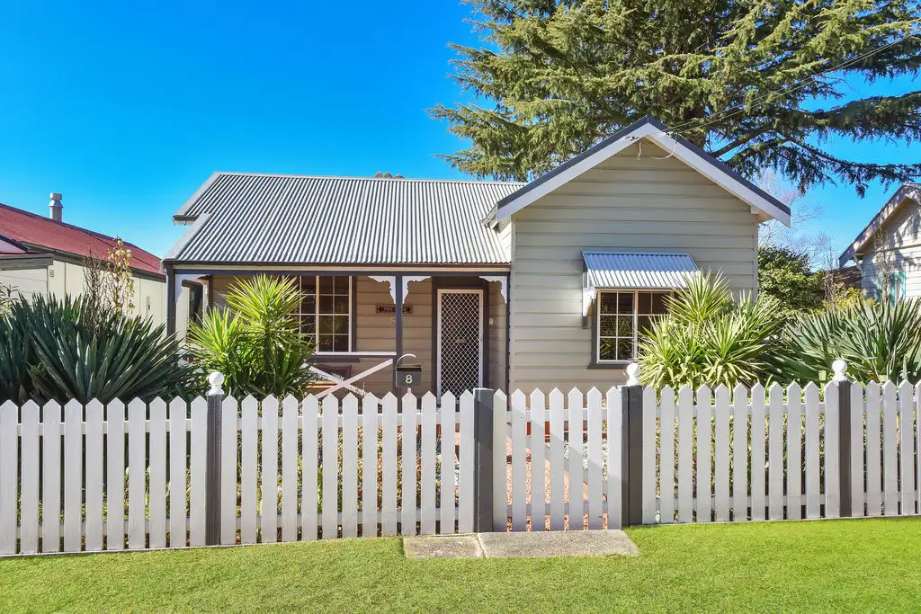 Main view of Homely house listing, 8 Duff Street, Katoomba NSW 2780