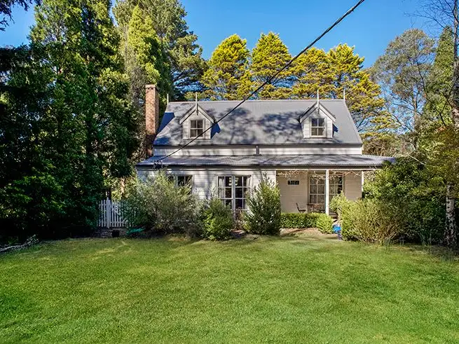 Second view of Homely house listing, 3 Cox Avenue, Wentworth Falls NSW 2782