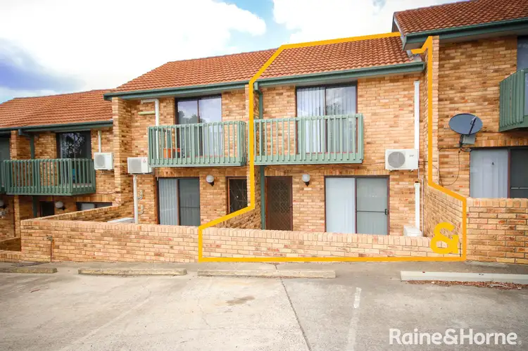 4/1A McClintock Drive, Muswellbrook NSW 2333