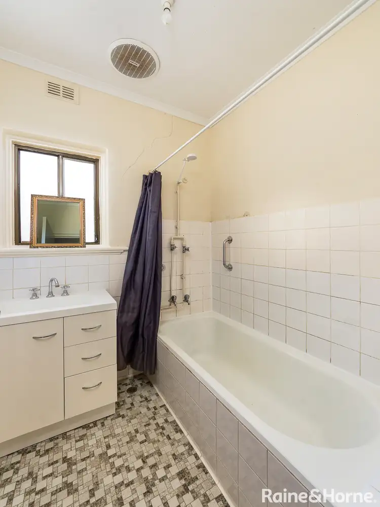 Fifth view of Homely house listing, 5 Brecknoch Road, Strathalbyn SA 5255