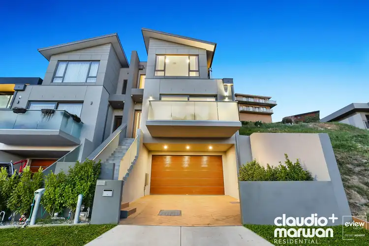 124 Devereaux Street, Oak Park VIC 3046