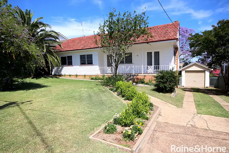 28 Flanders Avenue, Muswellbrook NSW 2333