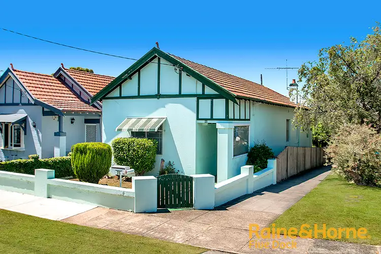 25 RICKARD STREET, Rodd Point NSW 2046