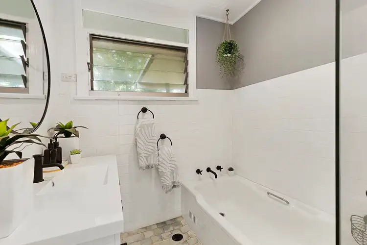 Fourth view of Homely house listing, 10 Paul Close, Mona Vale NSW 2103