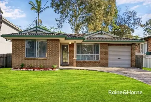 8 Lakeshore Avenue, Chain Valley Bay NSW 2259