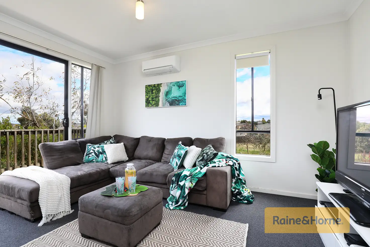 Main view of Homely unit listing, 19/9 Petrea Place, Melton West VIC 3337