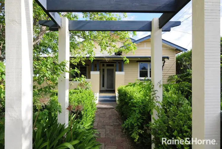 38 Jervis Street, Nowra NSW 2541