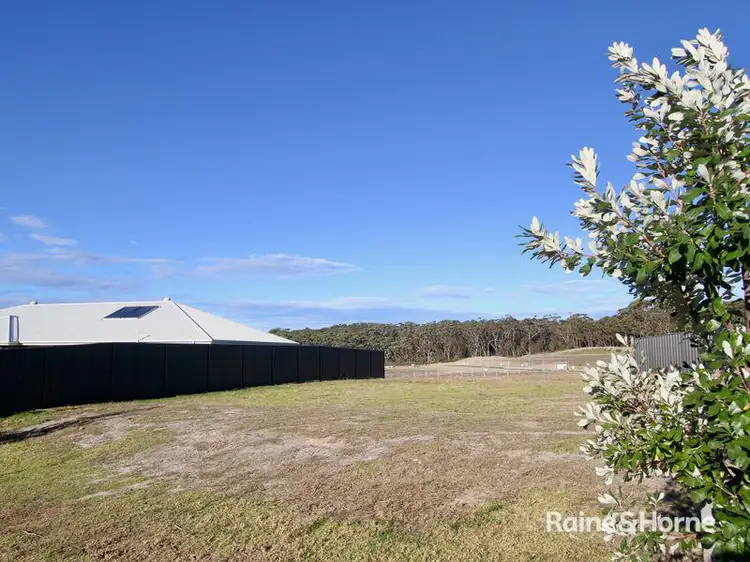 4 Superior Avenue, Burrill Lake NSW 2539