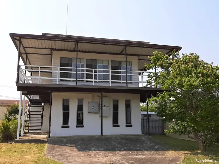 4 Hulani Street