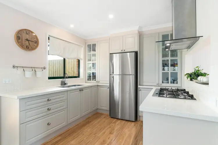 Sixth view of Homely house listing, 4 Augusta Court, Skye VIC 3977