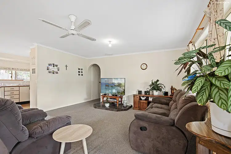 51 Berrima Parade, Surfside NSW 2536