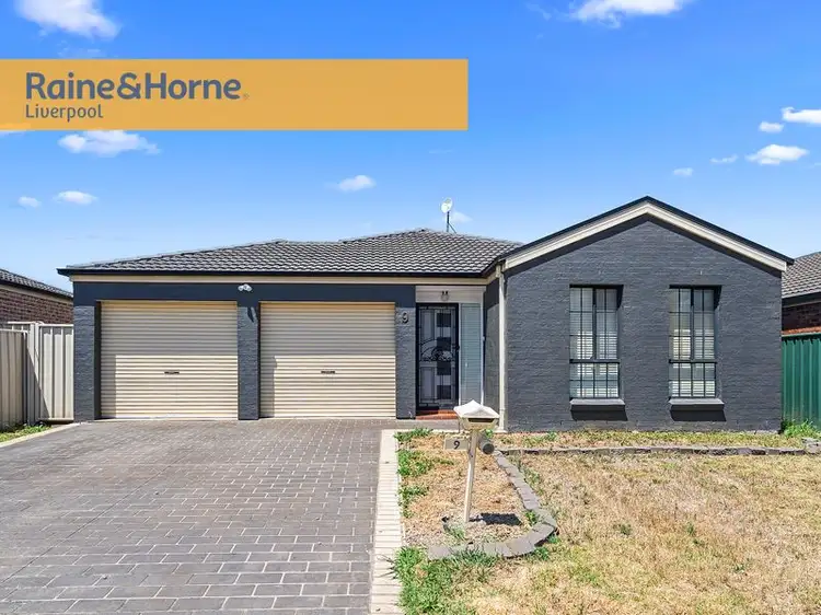 9 INCENSE PLACE, Casula NSW 2170