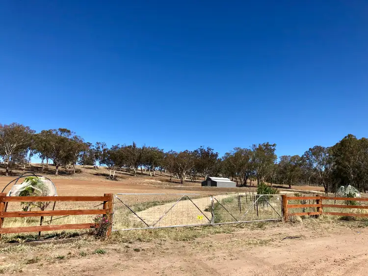 15 John Street, Wallabadah NSW 2343