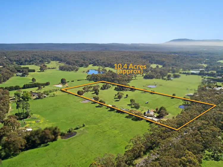 1010 Bacchus Marsh Road, Bullengarook VIC 3437