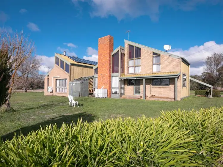 233 Deverall Road, Gisborne VIC 3437