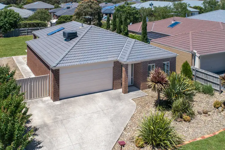 21 Vernon Close, New Gisborne VIC 3438
