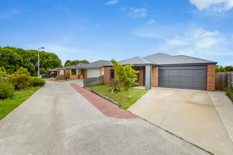 Second view of Homely house listing, 9/5 Hall Court, Kyneton VIC 3444