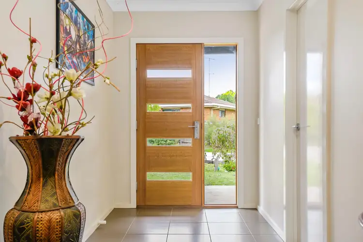 Third view of Homely house listing, 9/5 Hall Court, Kyneton VIC 3444