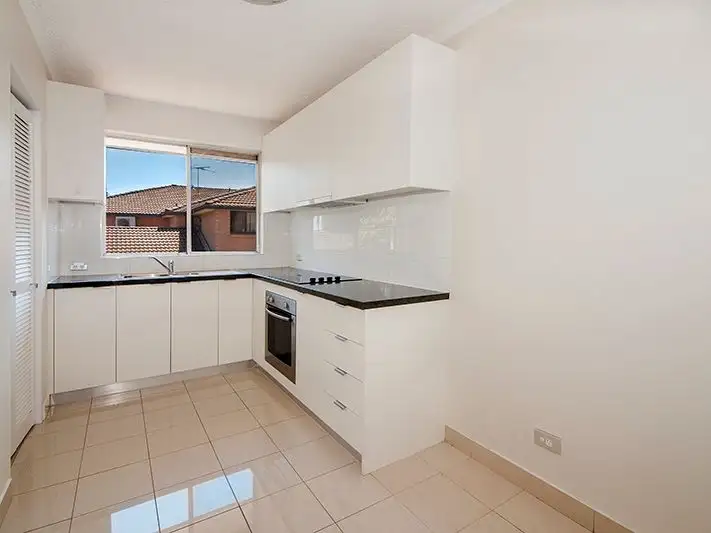 8/20 Wilga Street, Fairfield NSW 2165