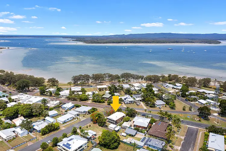 14 Gympie Road, Tin Can Bay QLD 4580
