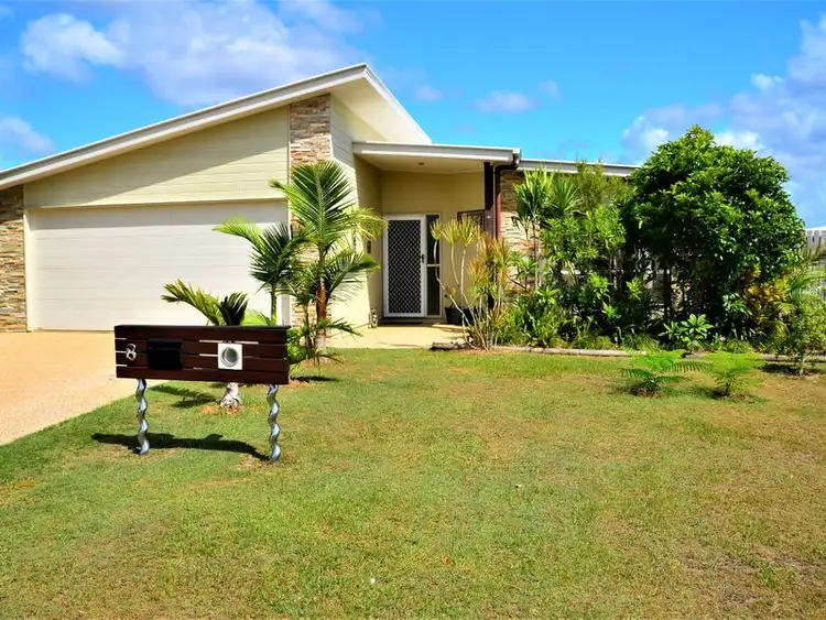 8 Boambillee Circuit, Cooloola Cove QLD 4580