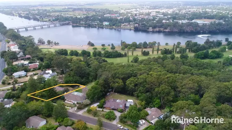 2 Daley Crescent, North Nowra NSW 2541