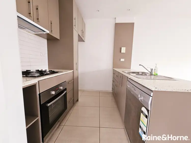 Fourth view of Homely apartment listing, 23/32 East Esplanade, St Albans VIC 3021