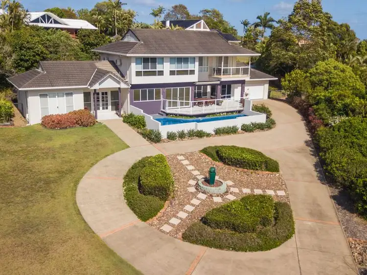 5 Balmoral Court, Urraween QLD 4655