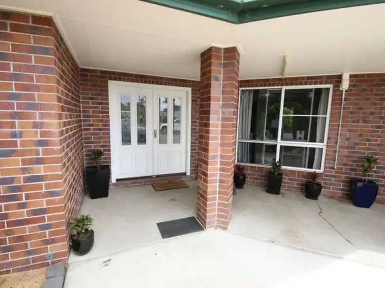 49 BOWLING GREEN Street, Brandon QLD 4808