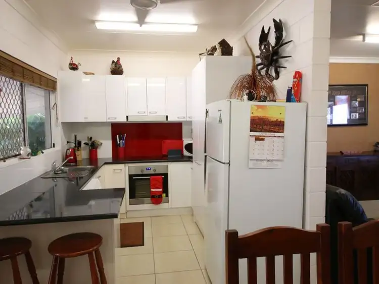 Fifth view of Homely house listing, 27 MUNRO Street, Brandon QLD 4808