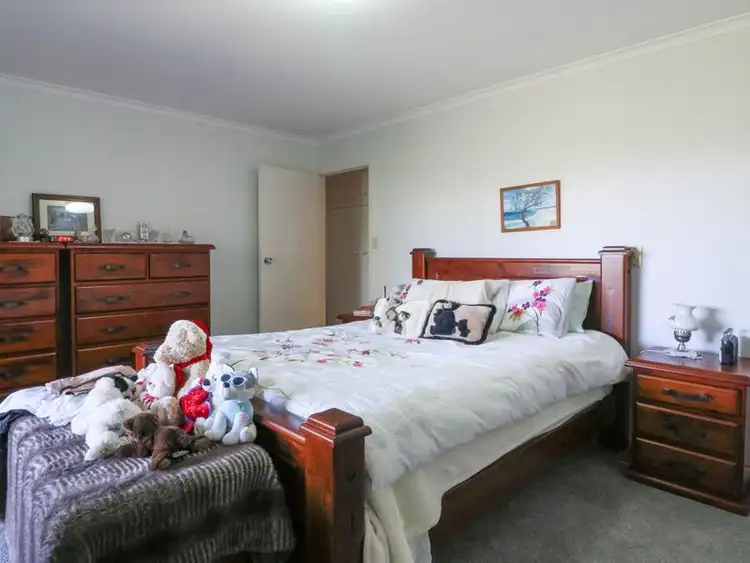 Sixth view of Homely house listing, 29 Petrel Avenue, River Heads QLD 4655