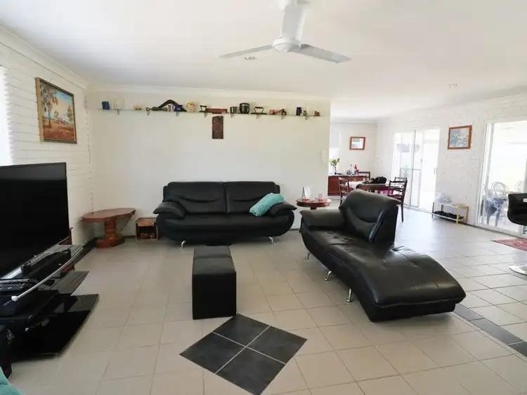 Second view of Homely house listing, 86 SNAPPER STREET, Kawungan QLD 4655